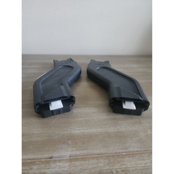 Uppababy Vista Upper Seat Adapters - Picture 2 of 4